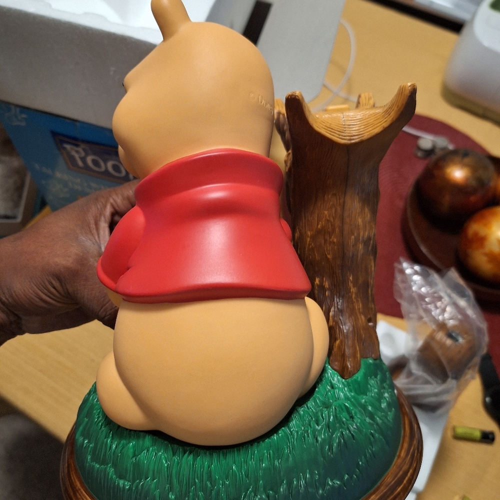 TALKING WINNIE THE POOH DESK TELEPHONE